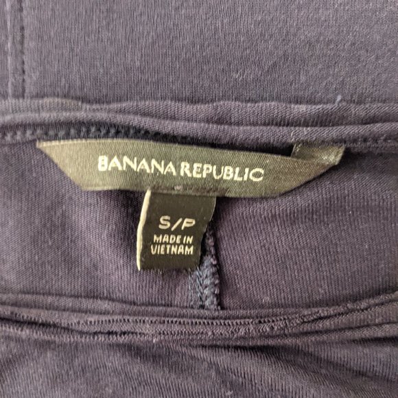 Banana Republic T-Shirt With Lampshade Ruffles - Picture 3 of 4